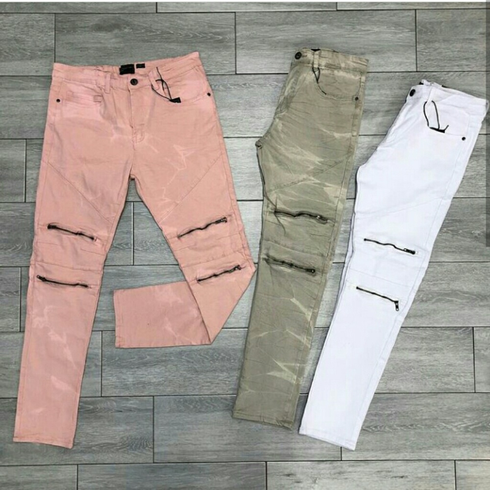 Jeans with zippers